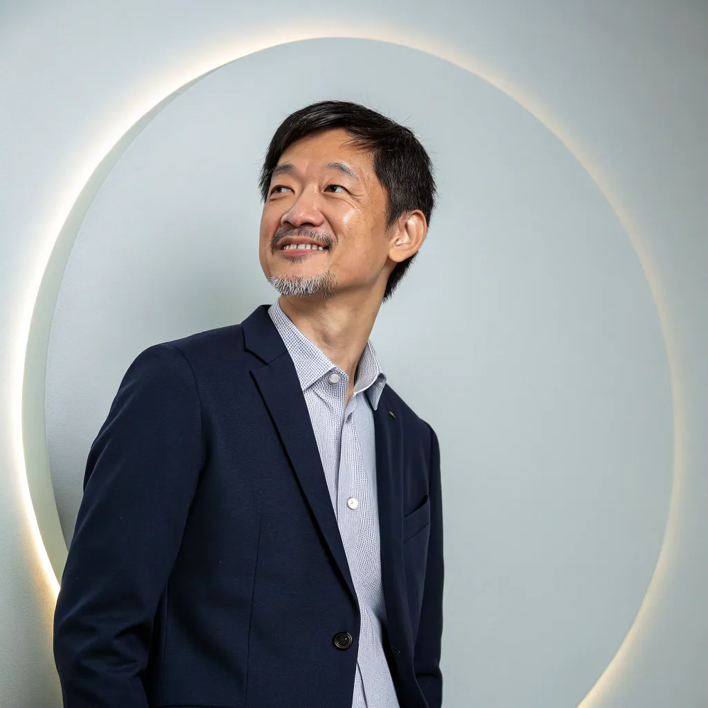 Client partner Robert Chen